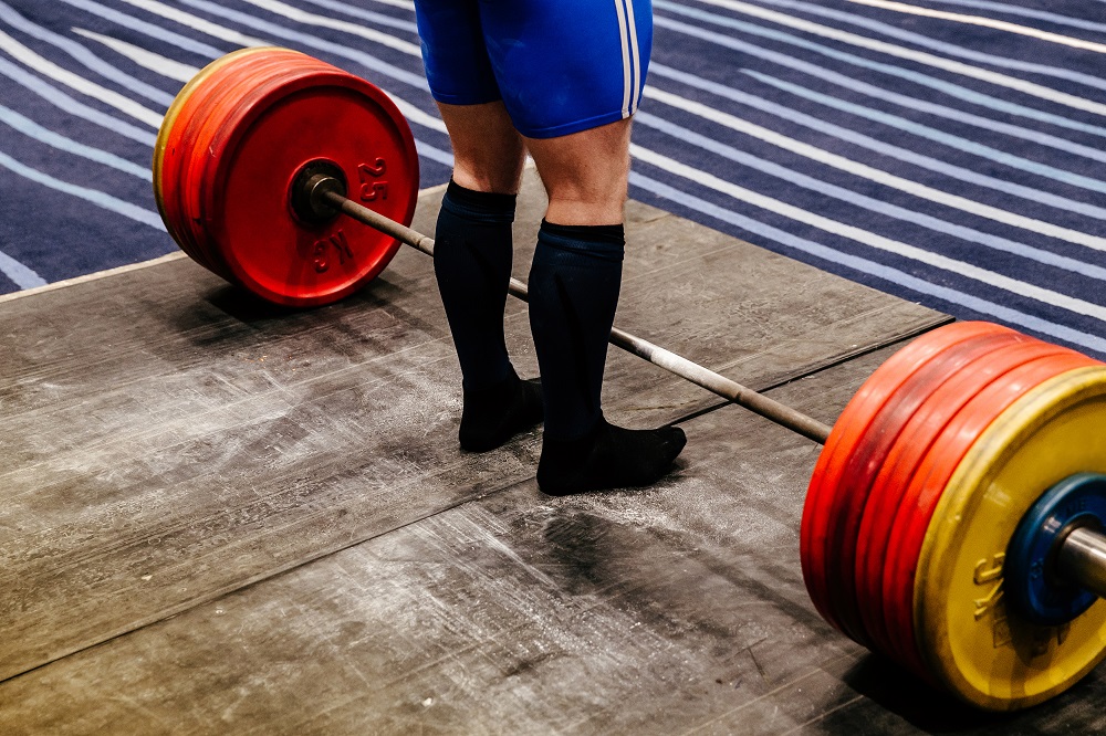 barefoot deadlifting