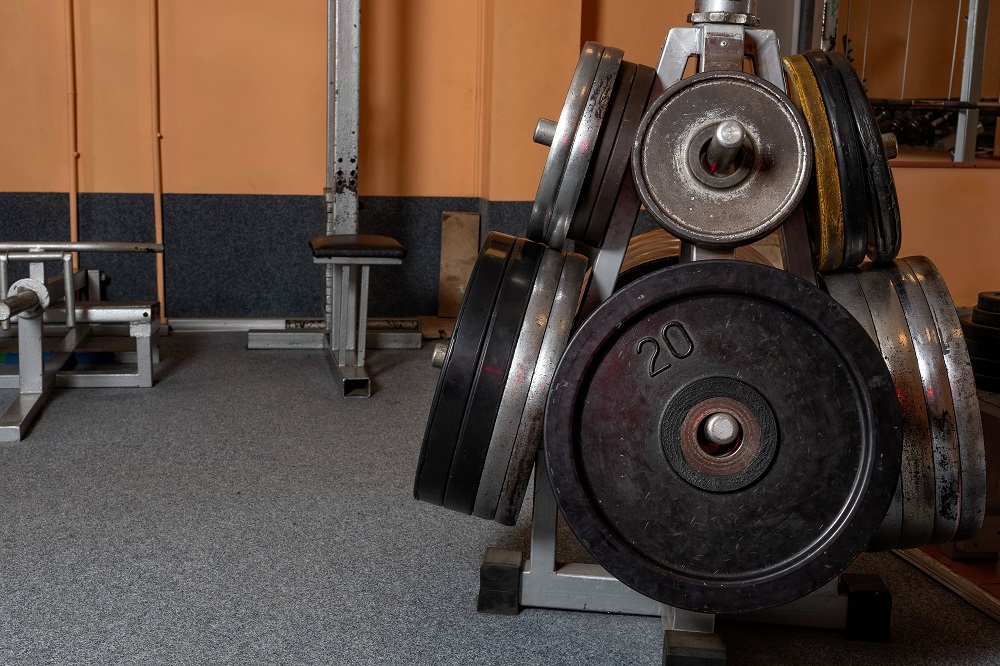 re-racking weights