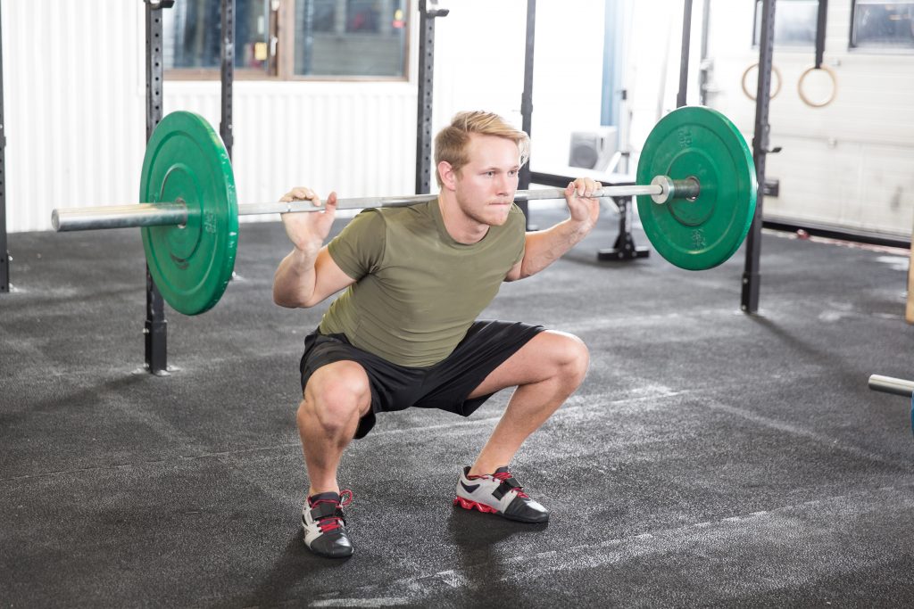 can you deadlift in squat shoes