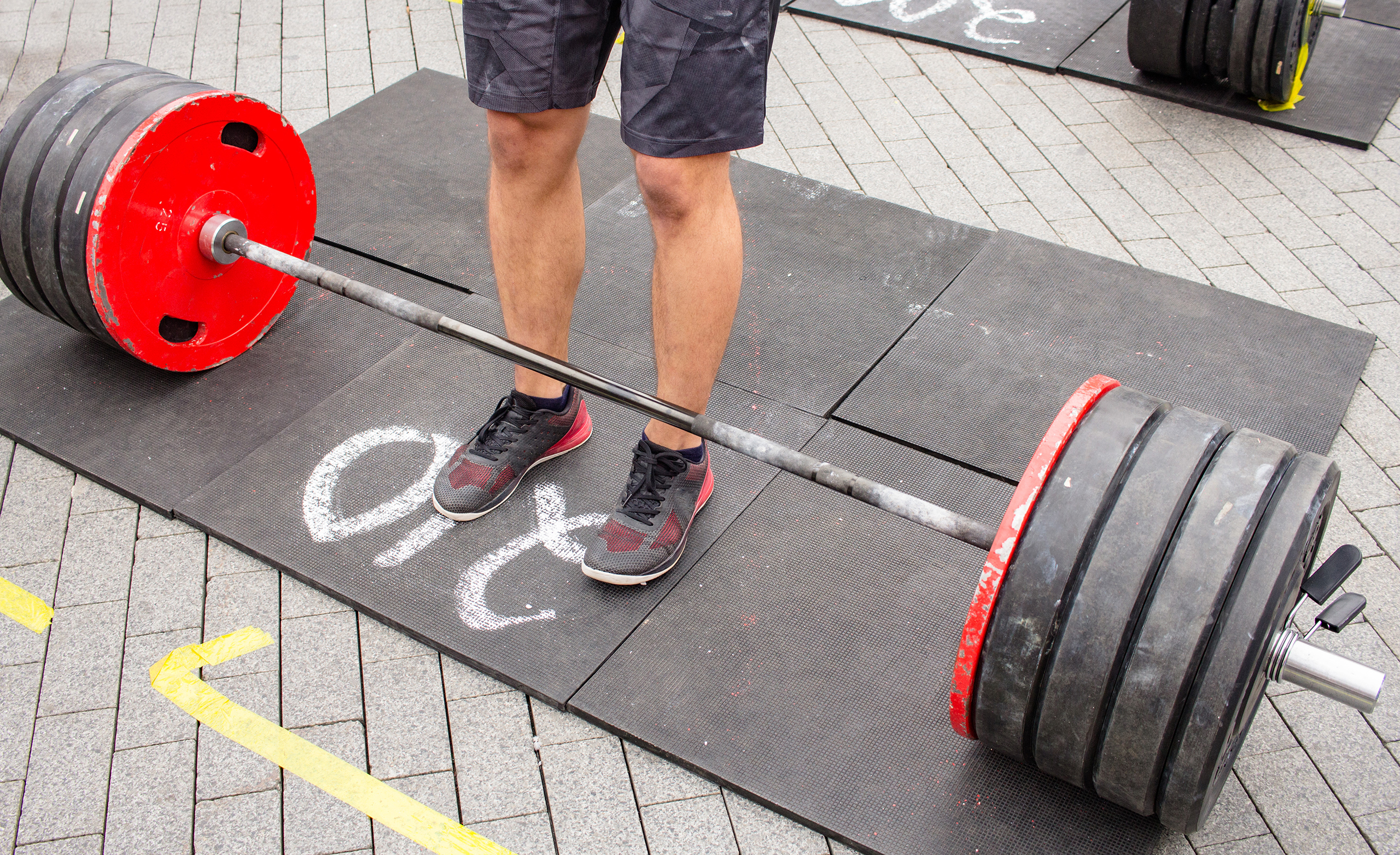 deadlift barbell