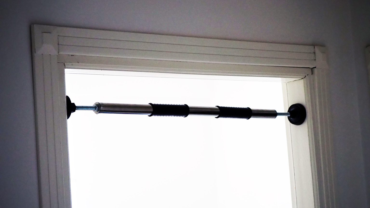 Are Door Pull Up Bars Safe? It Depends! Inspire US